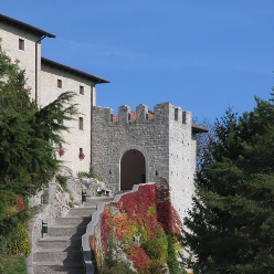 Le scalinate di Castelmonte 
